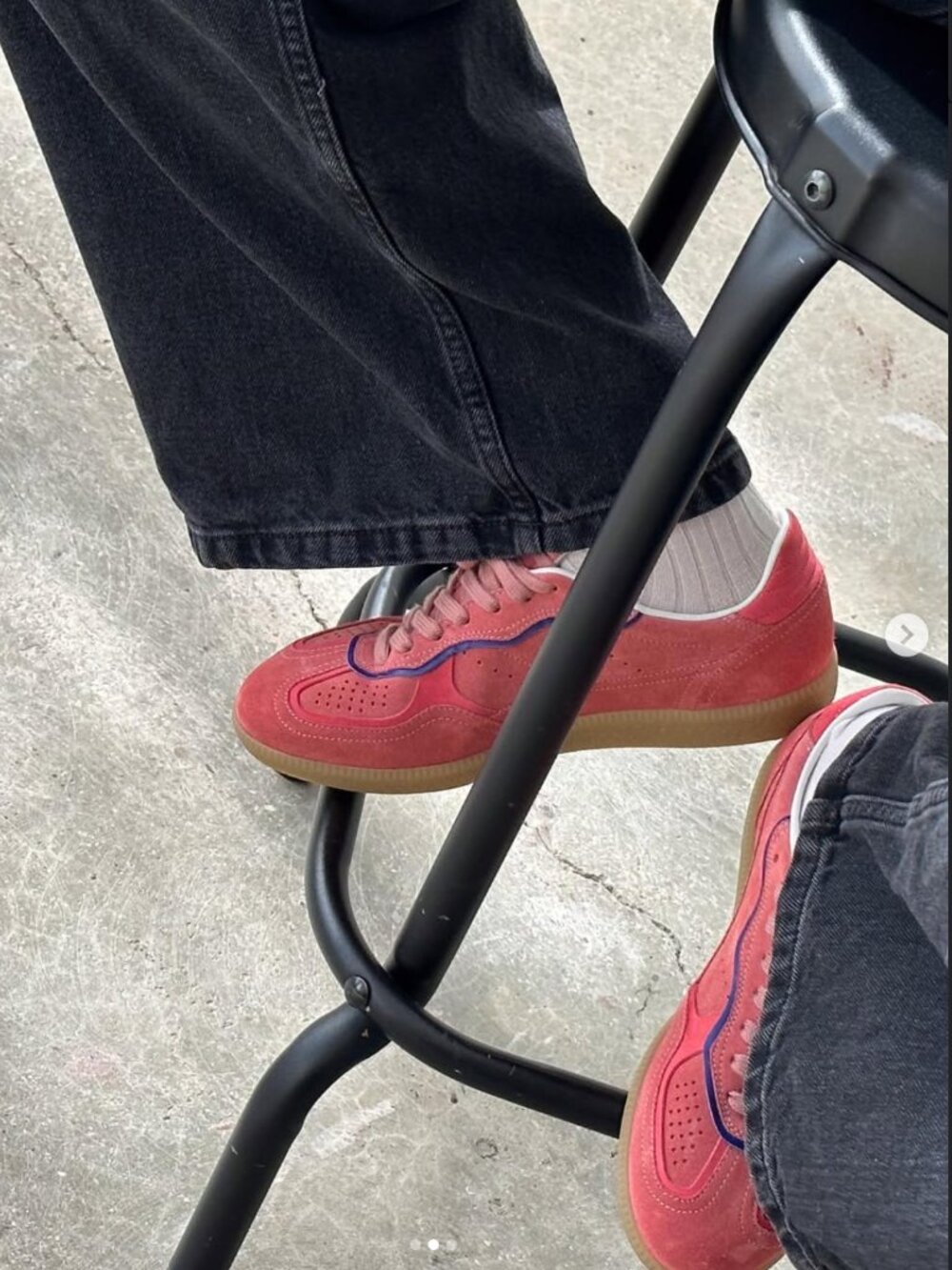 Alohas Pink Leather Sneakers